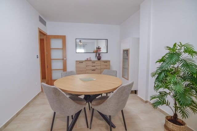 2 soveværelse Lejlighed til salg i Las Piscinas Naturales, Torrevieja med garage - € 209.900 (Ref: 10009737)