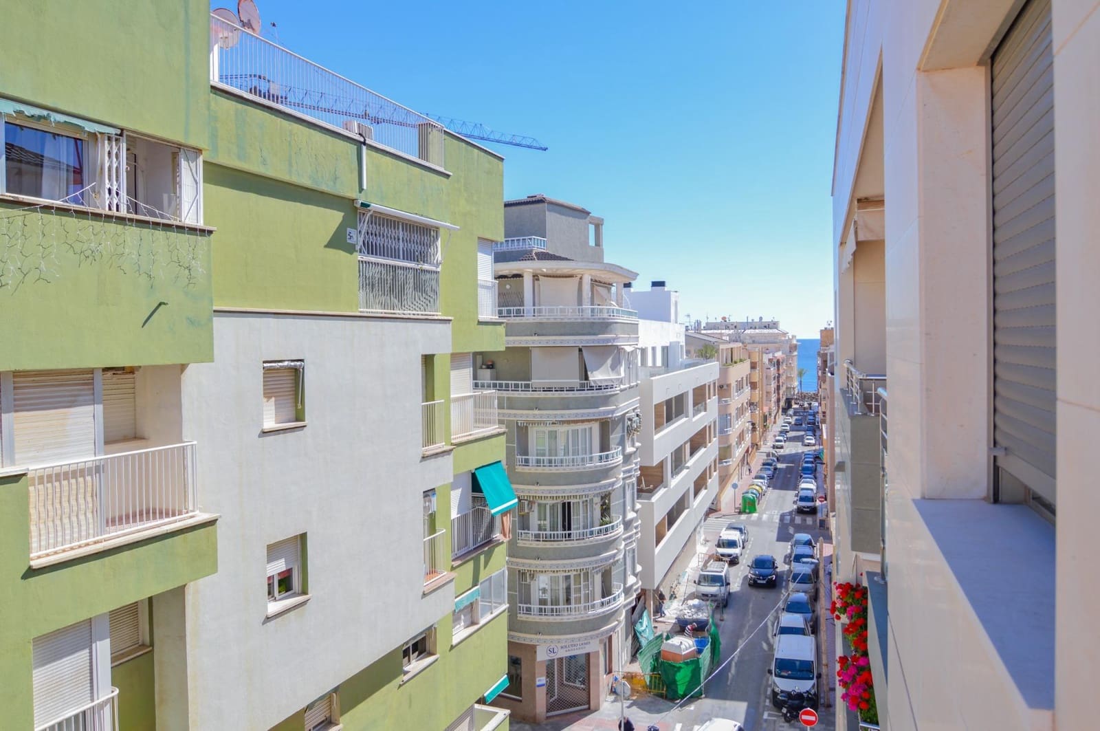 2 soveværelse Lejlighed til salg i Torrevieja med garage - € 209.900 (Ref: 10009737)