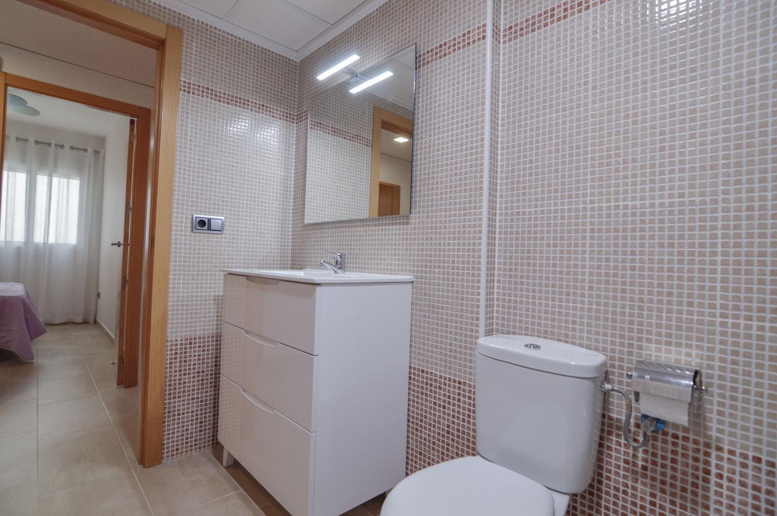 2 soveværelse Lejlighed til salg i Torrevieja med garage - € 209.900 (Ref: 10009737)