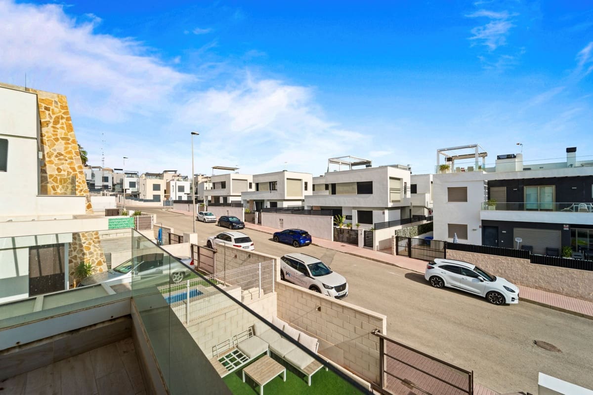 2 Zimmer Haus zu verkaufen in Orihuela mit Pool - 370.000 € (Ref: 10024407)