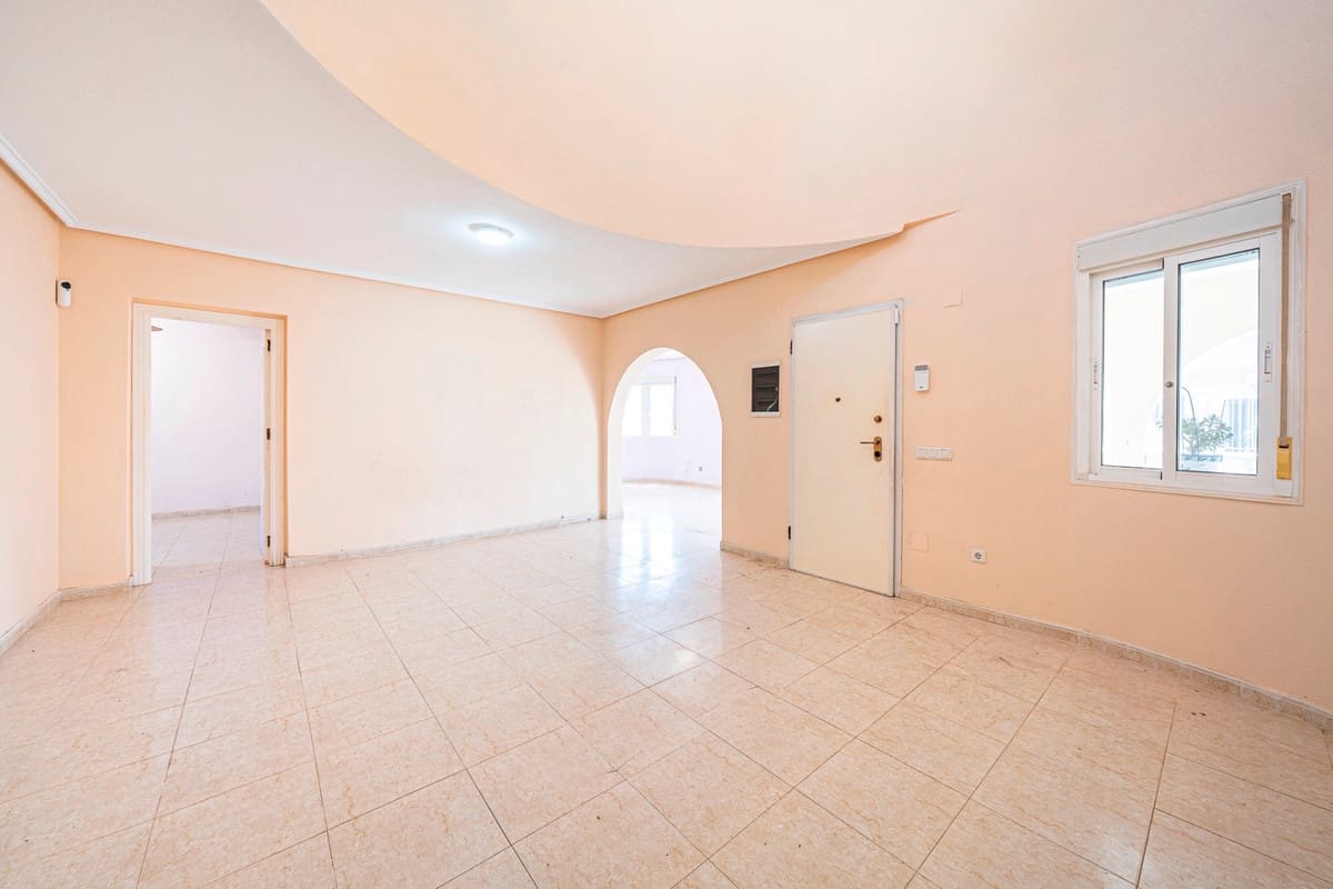 3 bedroom Villa for sale in Rojales with pool garage - € 399,000 (Ref: 10024413)