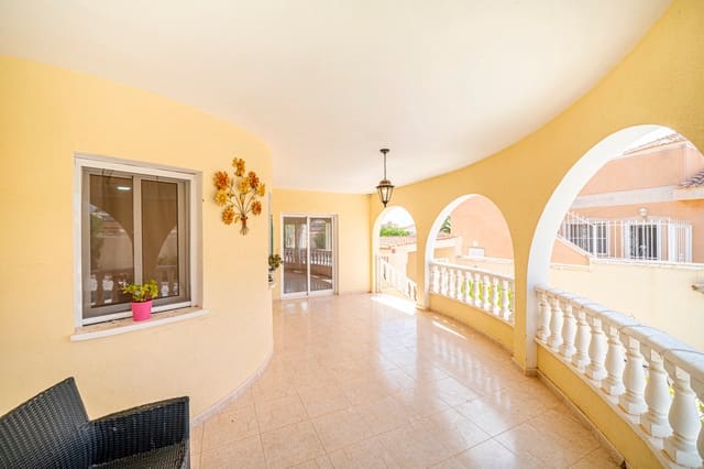 3 bedroom Villa for sale in Ciudad Quesada, Rojales with pool garage - € 399,000 (Ref: 10024413)