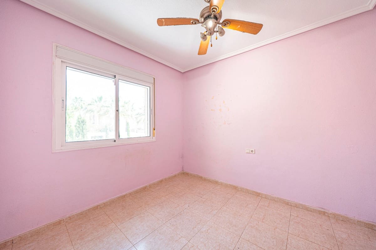 3 bedroom Villa for sale in Rojales with pool garage - € 399,000 (Ref: 10024413)