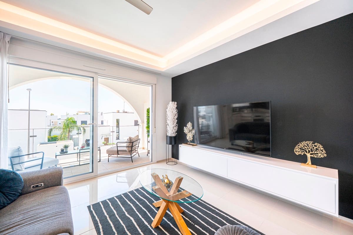 2 makuuhuone Kattohuoneisto myytävänä paikassa Rojales mukana uima-altaan - 329 900 € (Ref: 10024414)
