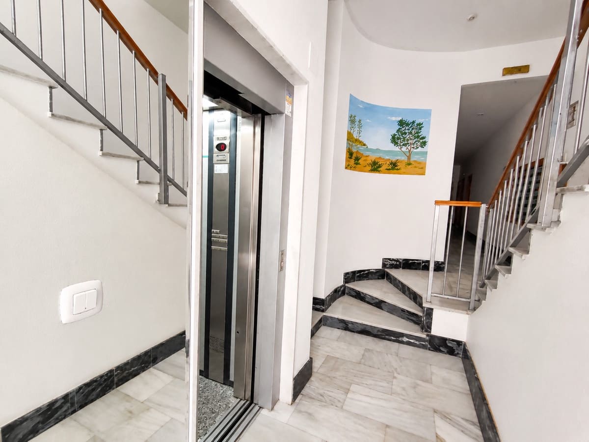 2 soverom Leilighet til salgs i Guardamar del Segura - € 200 000 (Ref: 10024419)