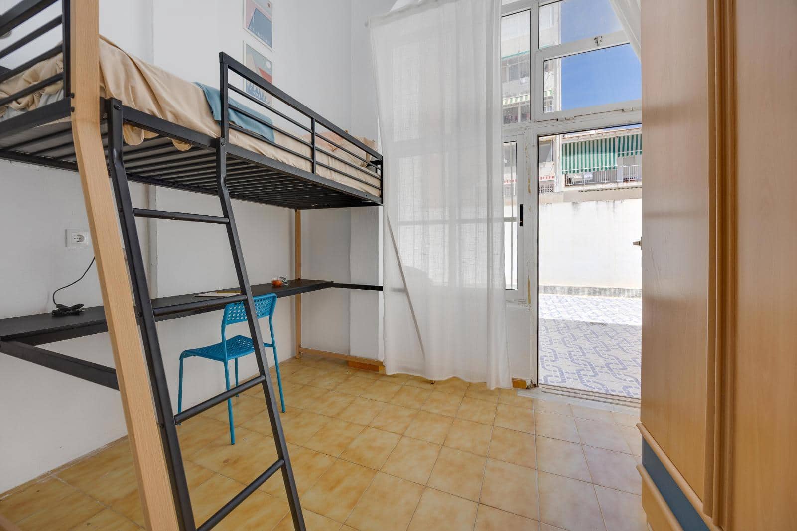1 soveværelse Lejlighed til salg i Torrevieja med swimmingpool - € 132.969 (Ref: 10028957)