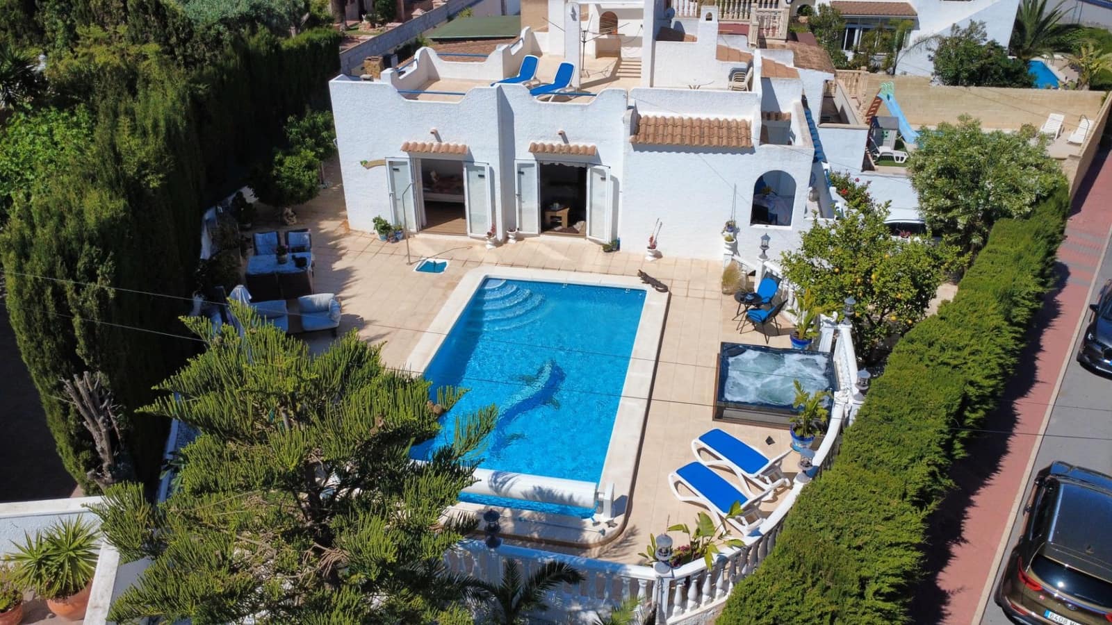 2 makuuhuone Paritalo myytävänä paikassa Torrevieja mukana uima-altaan 
autotalli - 420 000 € (Ref: 10038481)