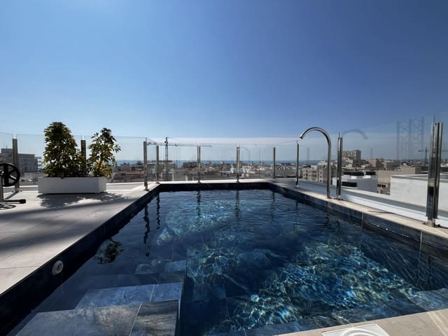 2 soveværelse Lejlighed til salg i Las Piscinas Naturales, Torrevieja med swimmingpool - € 249.900 (Ref: 10038497)