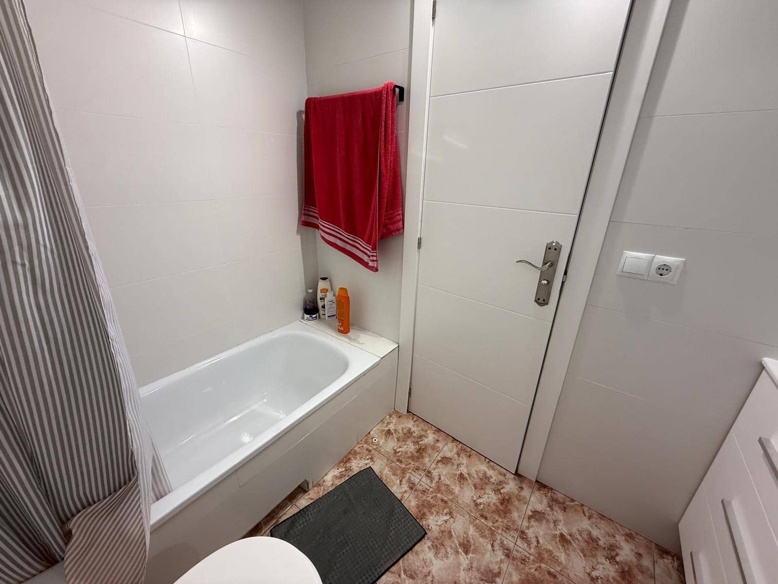 2 bedroom Apartment for sale in Torrevieja - € 159,900 (Ref: 10038498)