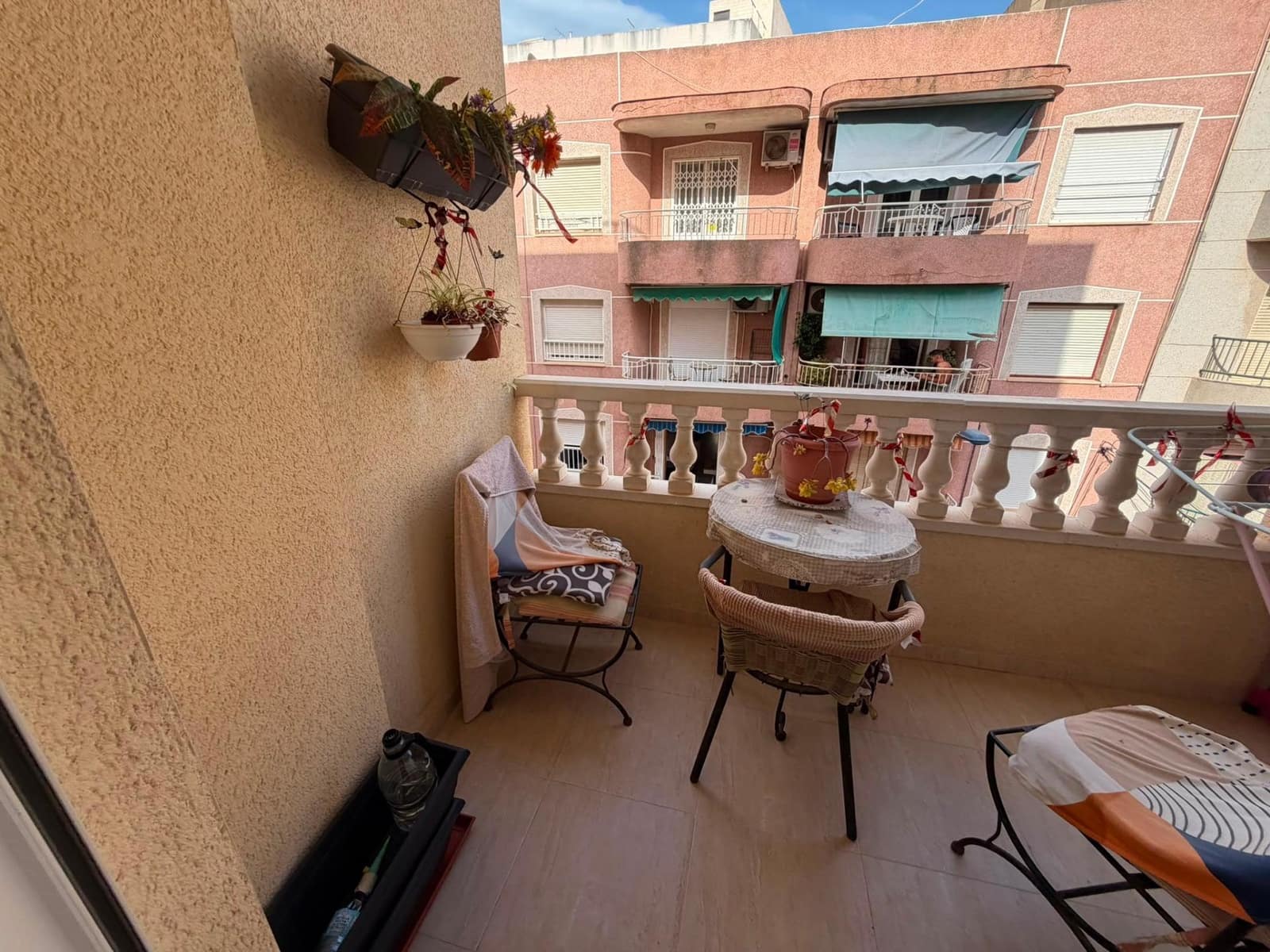 2 bedroom Apartment for sale in Torrevieja - € 159,900 (Ref: 10038510)