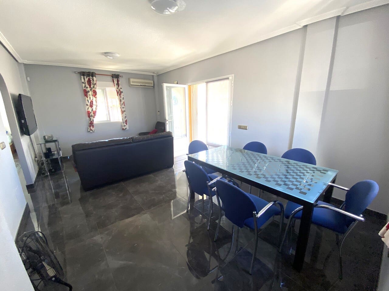 5 bedroom Villa for sale in La Zenia with pool garage - € 359,995 (Ref: 10041464)