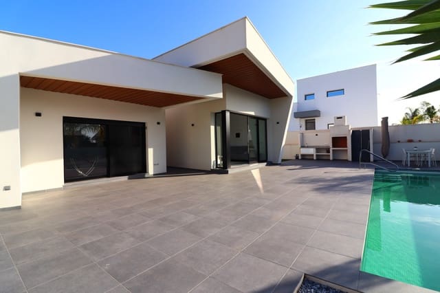 3 makuuhuone Huvila myytävänä paikassa Formentera del Segura mukana uima-altaan 
autotalli - 625 000 € (Ref: 10041470)