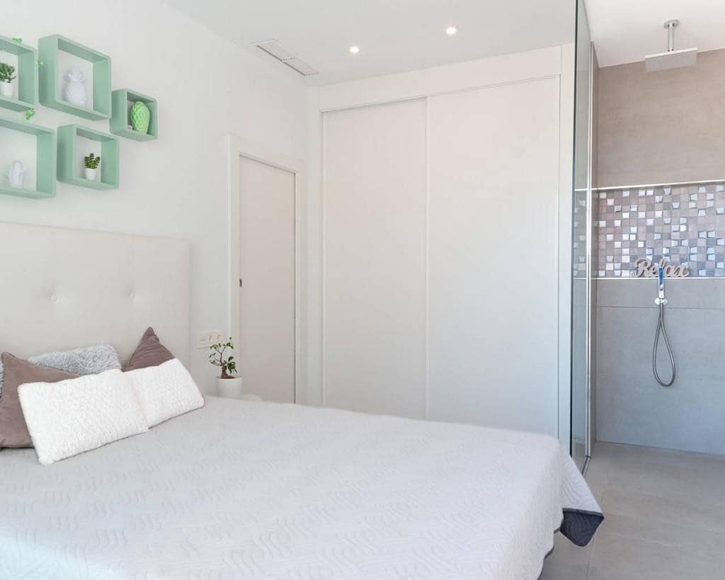 4 bedroom Villa for sale in Benijofar with pool garage - € 480,000 (Ref: 10041471)