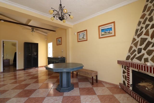 4 sypialnia Finka/Dom wiejski na sprzedaż w Heredades, Almoradí z basenem garażem - 289 000 € (Ref: 10047618)