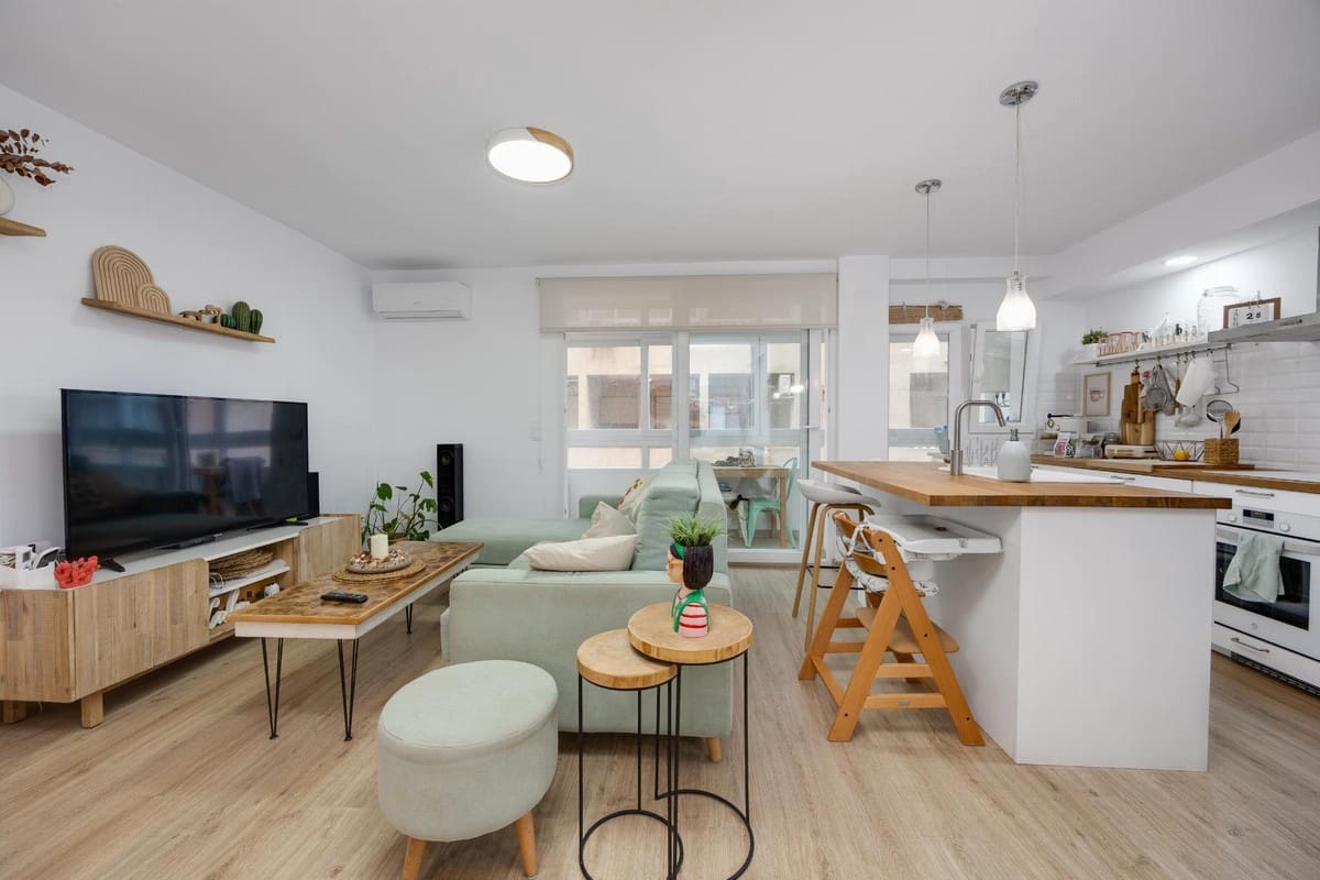 3 sypialnia Apartament na sprzedaż w Torrevieja - 185 000 € (Ref: 10047623)