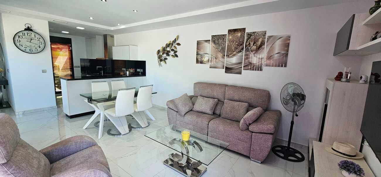 3 bedroom Villa for sale in Los Montesinos with pool garage - € 420,000 (Ref: 10047631)