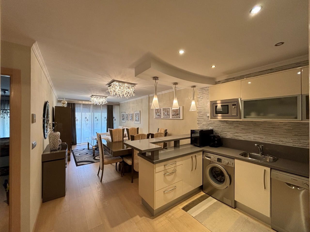 2 Zimmer Apartment zu verkaufen in Cabo Roig mit Pool Garage - 249.000 € (Ref: 10050389)