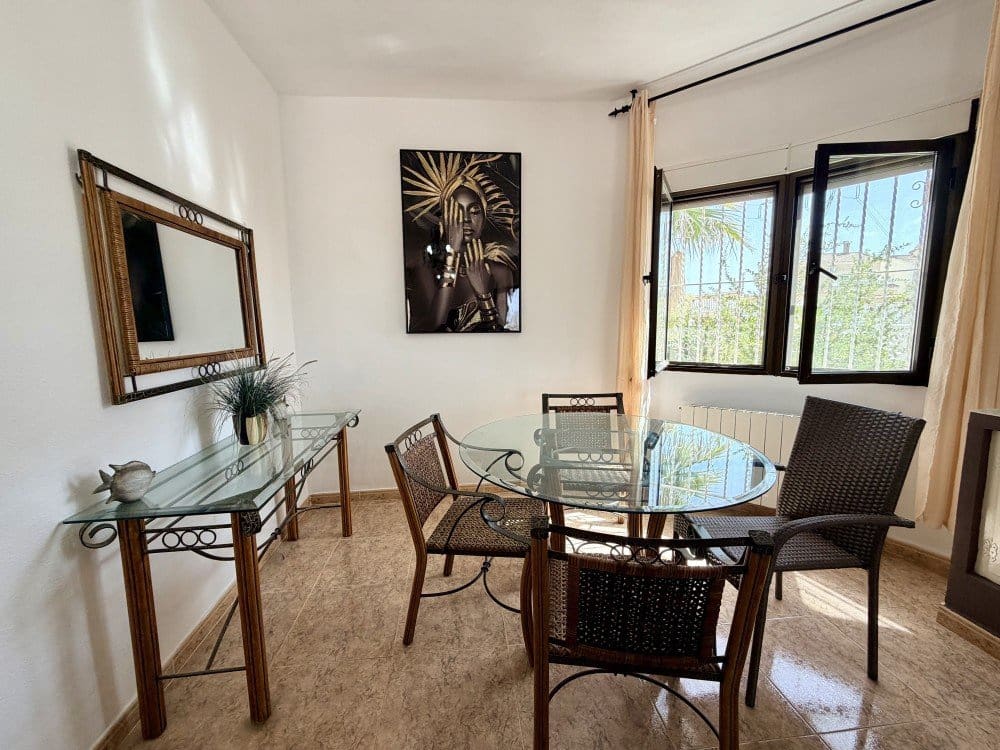3 slaapkamer Villa te koop in Benijofar met garage - € 318.000 (Ref: 10050394)