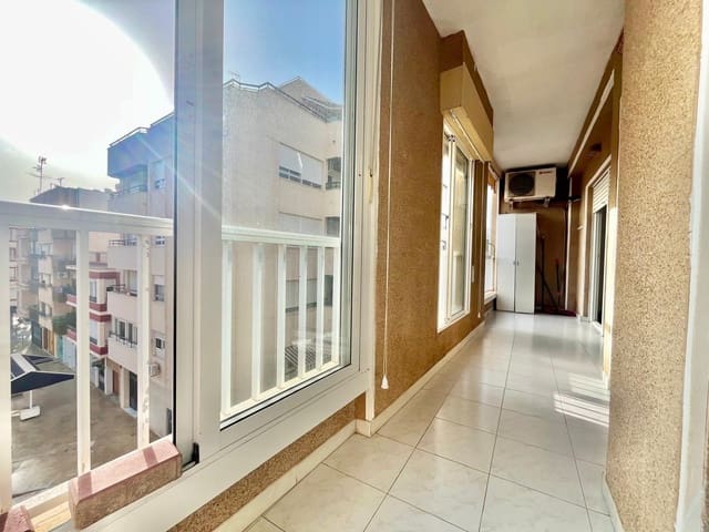 3 chambre Appartement à vendre à Centro - Muelle Pesquero, Torrevieja - 234 000 € (Ref: 10050395)