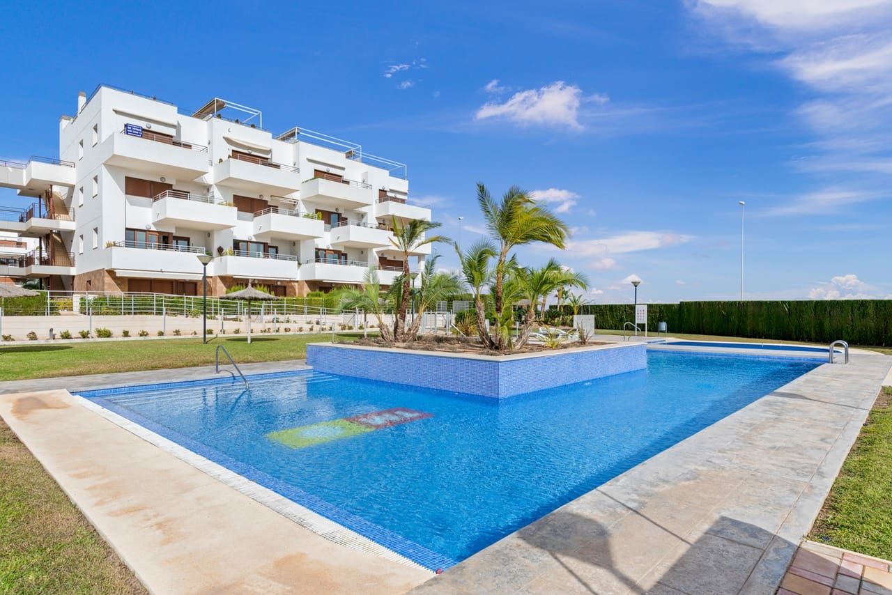 2 Zimmer Apartment zu verkaufen in Cabo Roig mit Pool Garage - 259.000 € (Ref: 10050402)