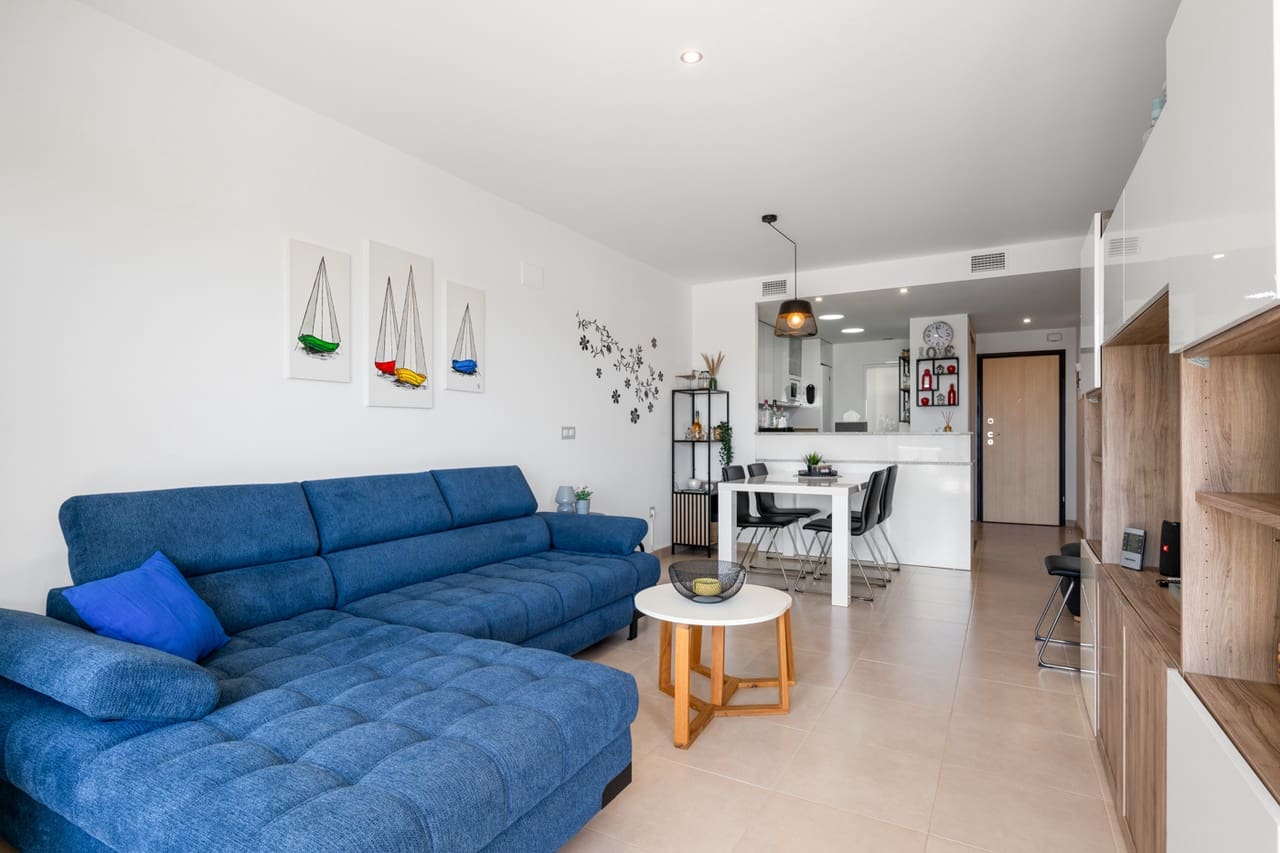 2 Zimmer Apartment zu verkaufen in Cabo Roig mit Pool Garage - 259.000 € (Ref: 10050402)