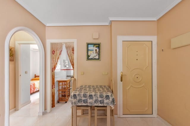 2 bedroom Apartment for sale in Punta Prima, Torrevieja with pool garage - € 169,000 (Ref: 10050405)