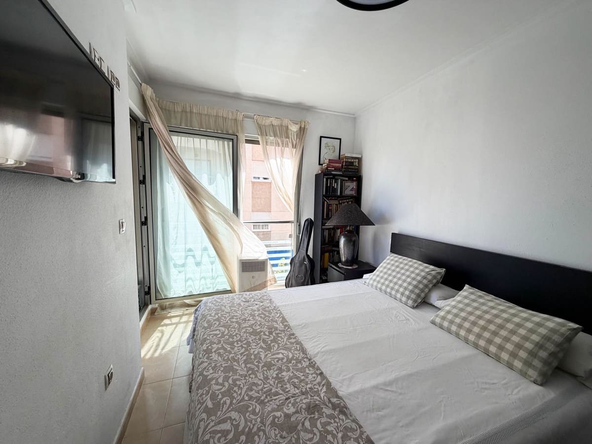 3 bedroom Apartment for sale in Torrevieja - € 269,000 (Ref: 10050421)