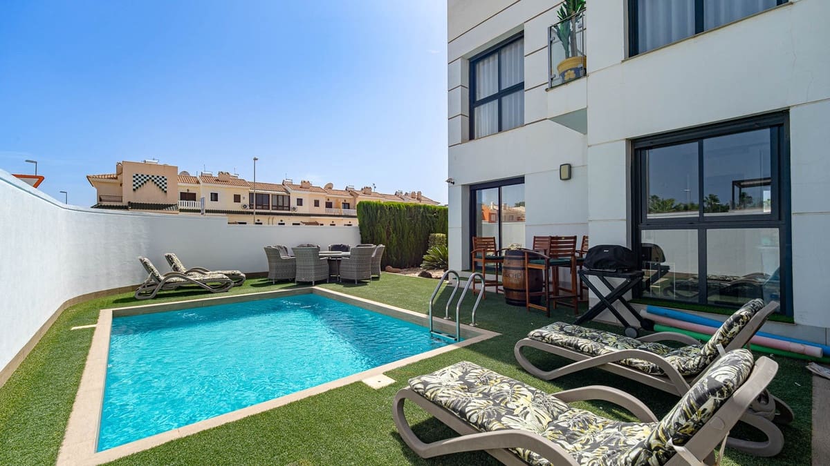 4 Zimmer Villa zu verkaufen in Rojales mit Pool Garage - 525.000 € (Ref: 10050423)