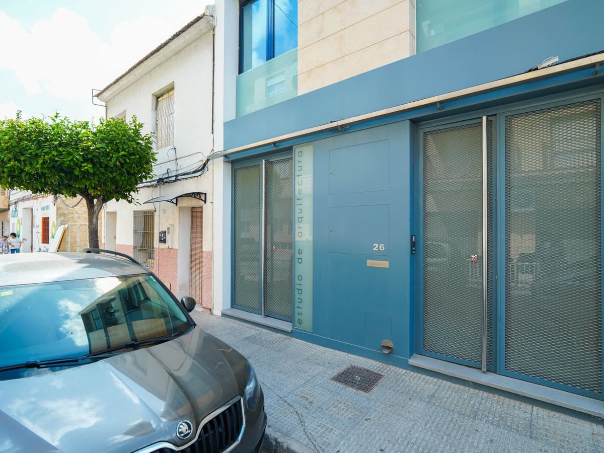4 bedroom Townhouse for sale in Almoradi with garage - € 495,000 (Ref: 10050425)