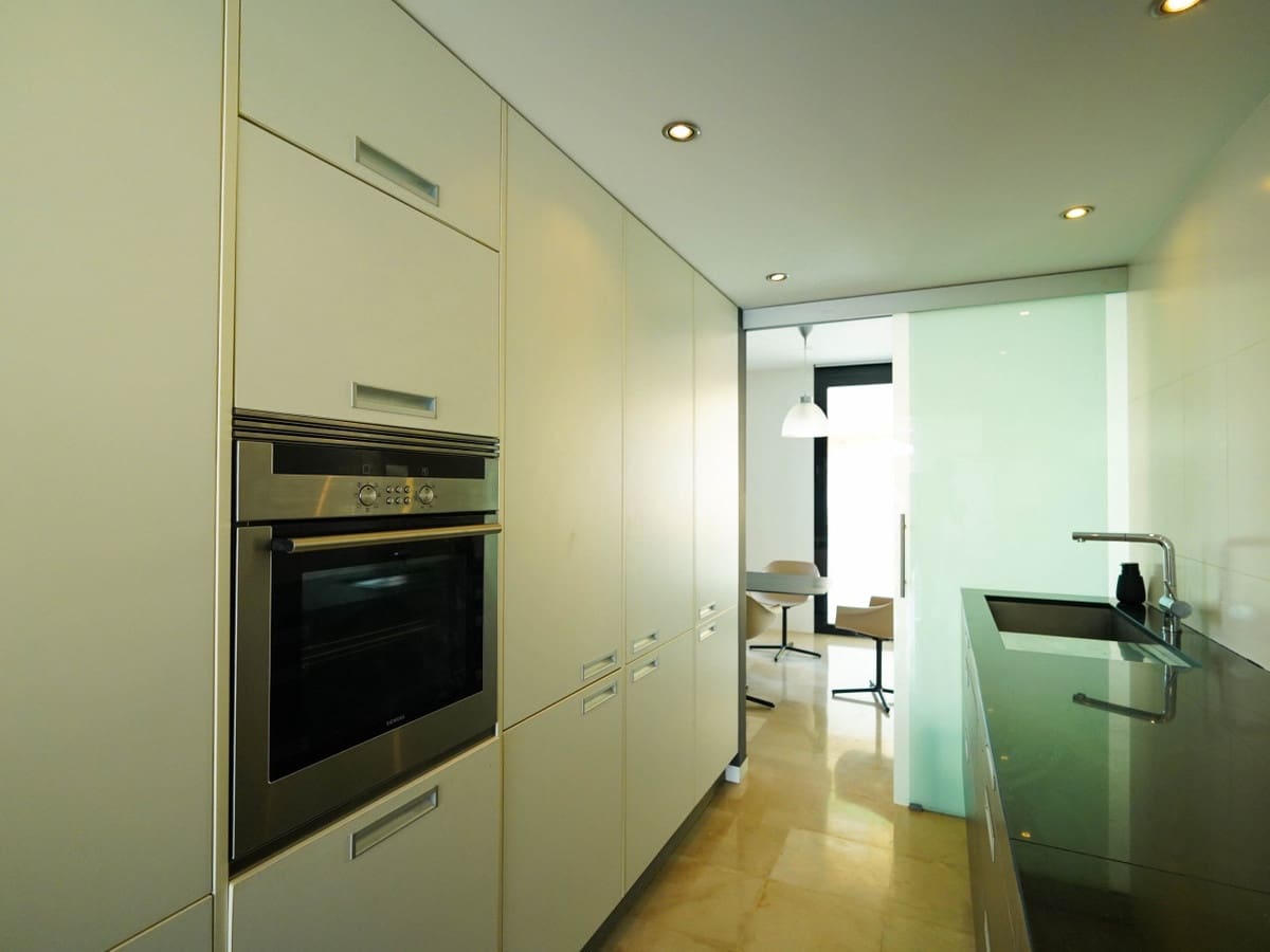4 bedroom Townhouse for sale in Almoradi with garage - € 495,000 (Ref: 10050425)