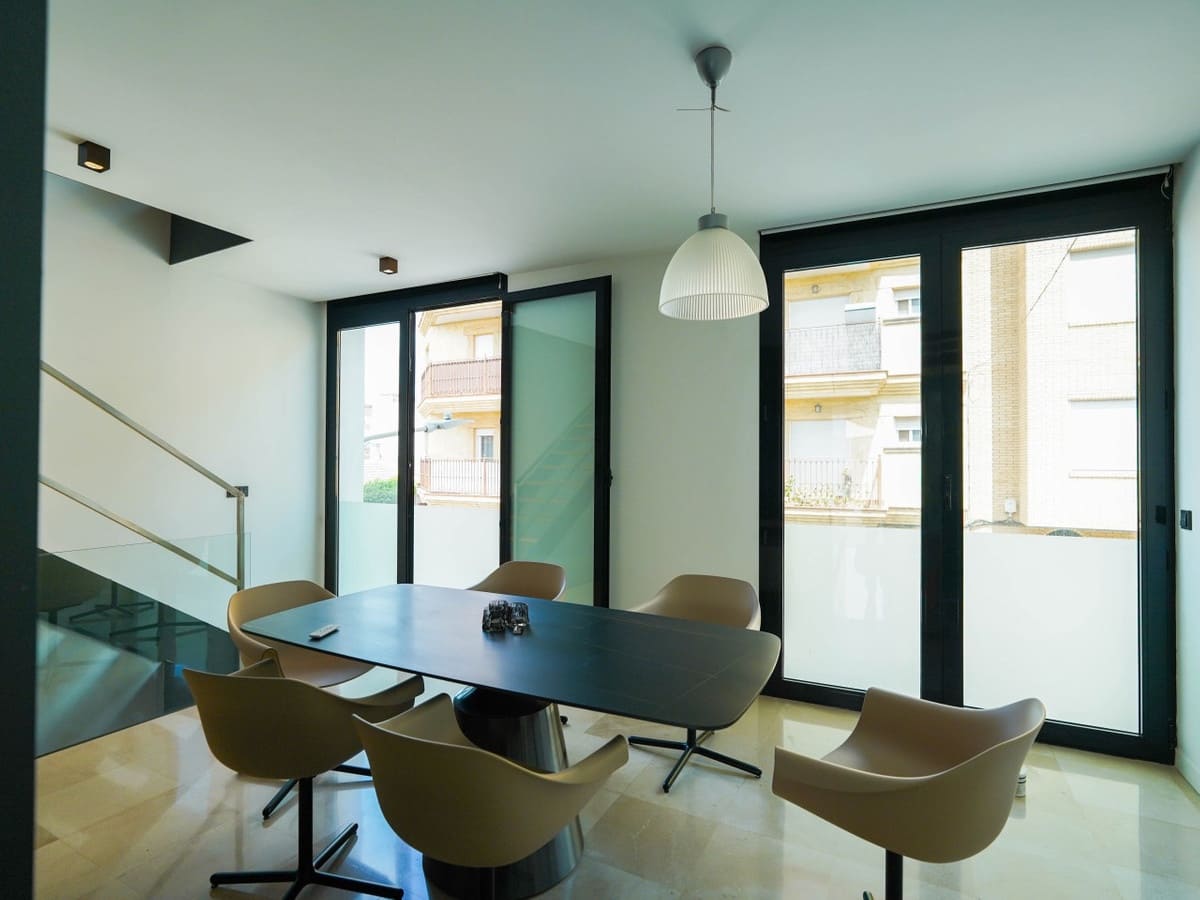 4 bedroom Townhouse for sale in Almoradi with garage - € 495,000 (Ref: 10050425)