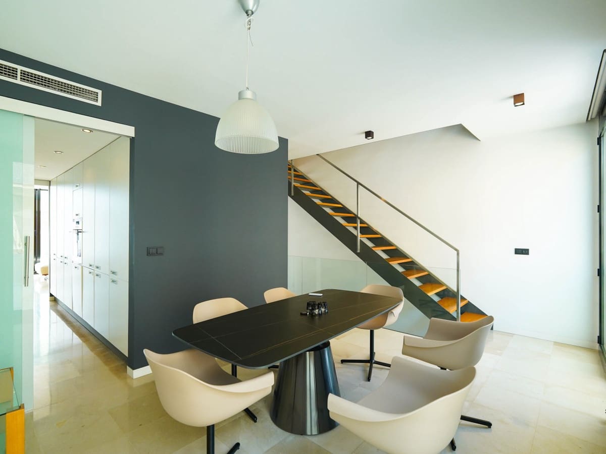 4 bedroom Townhouse for sale in Almoradi with garage - € 495,000 (Ref: 10050425)