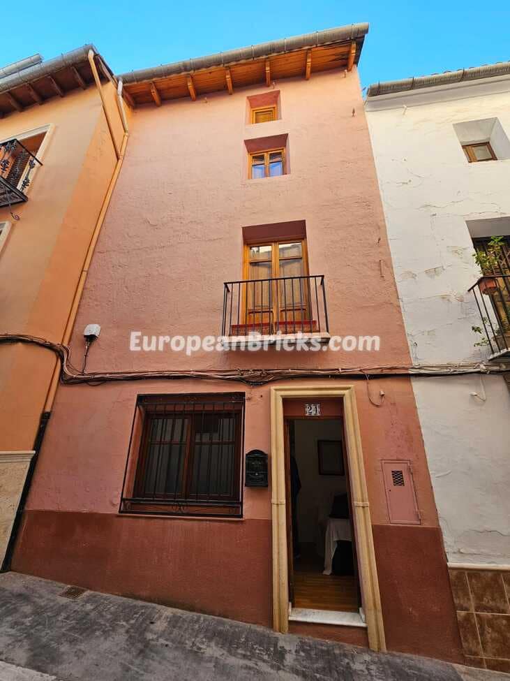 Casa de 3 habitaciones en Xàtiva en venta - 125.000 € (Ref: 10055687)