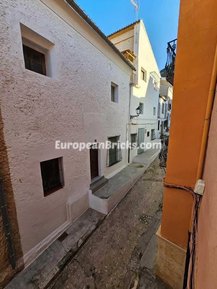 Casa de 3 habitaciones en Xàtiva en venta - 125.000 € (Ref: 10055687)