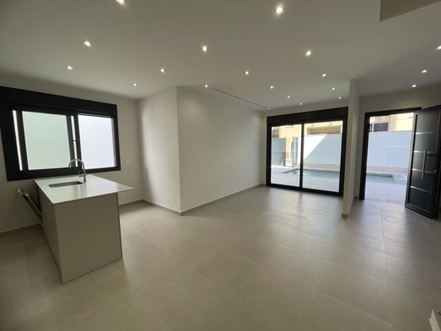3 sovrum Villa till salu i Almoradí med pool garage - 389 900 € (Ref: 10055698)
