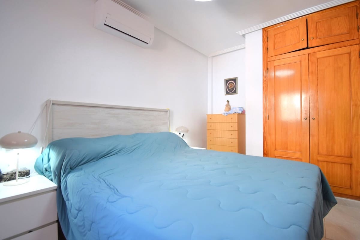 2 Zimmer Apartment zu verkaufen in Orihuela mit Pool - 185.000 € (Ref: 10057858)