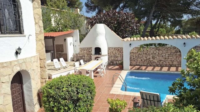 3 makuuhuone Huvila myytävänä paikassa Centro ciudad, Javea / Xàbia mukana uima-altaan - 559 000 € (Ref: 10060190)