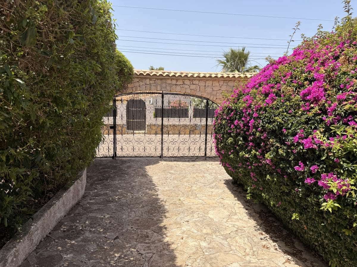 3 makuuhuone Huvila myytävänä paikassa Javea / Xabia mukana uima-altaan - 559 000 € (Ref: 10060190)