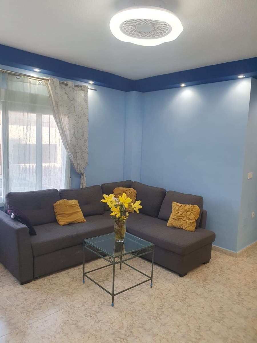 2 slaapkamer Appartement te koop in Torrevieja - € 149.000 (Ref: 10060196)
