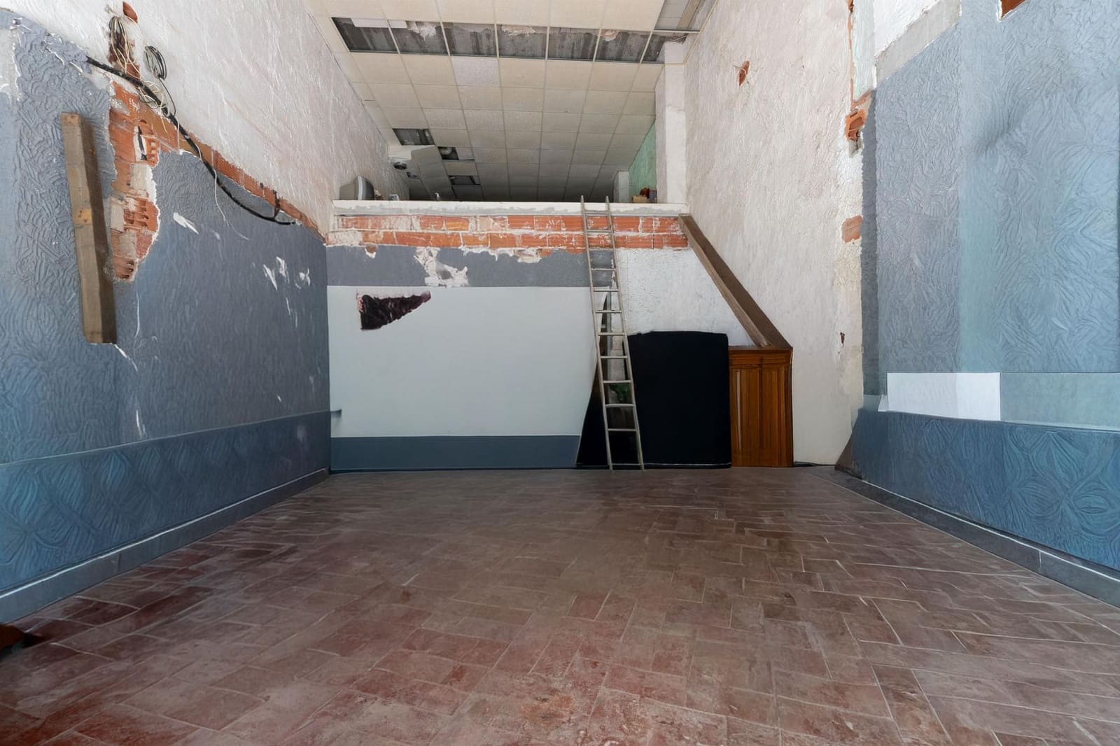 2 bedroom Commercial for sale in Torrevieja - € 149,000 (Ref: 10060201)
