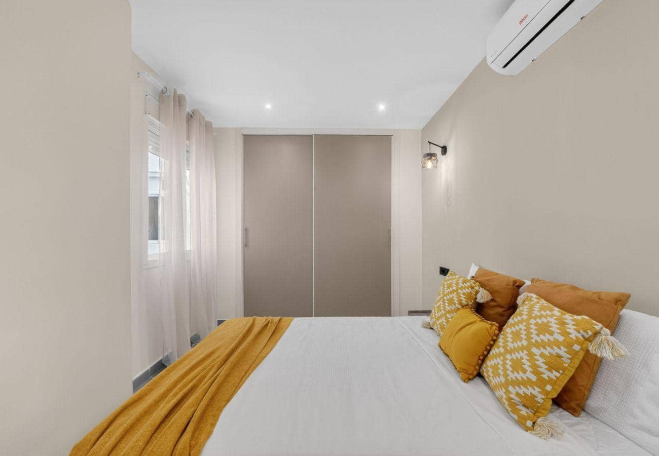 3 slaapkamer Appartement te koop in Torrevieja - € 475.000 (Ref: 10060202)