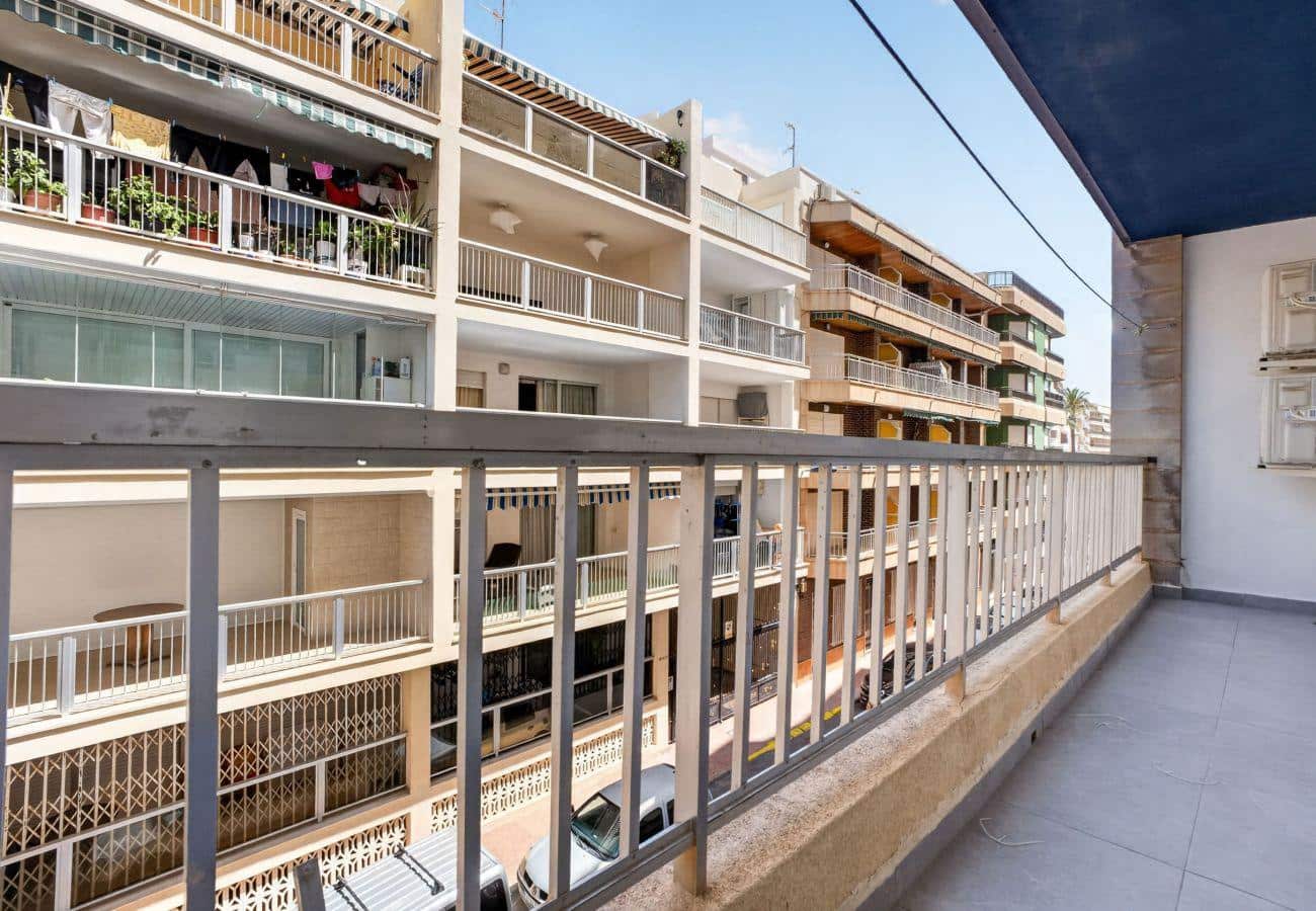 3 slaapkamer Appartement te koop in Torrevieja - € 475.000 (Ref: 10060202)