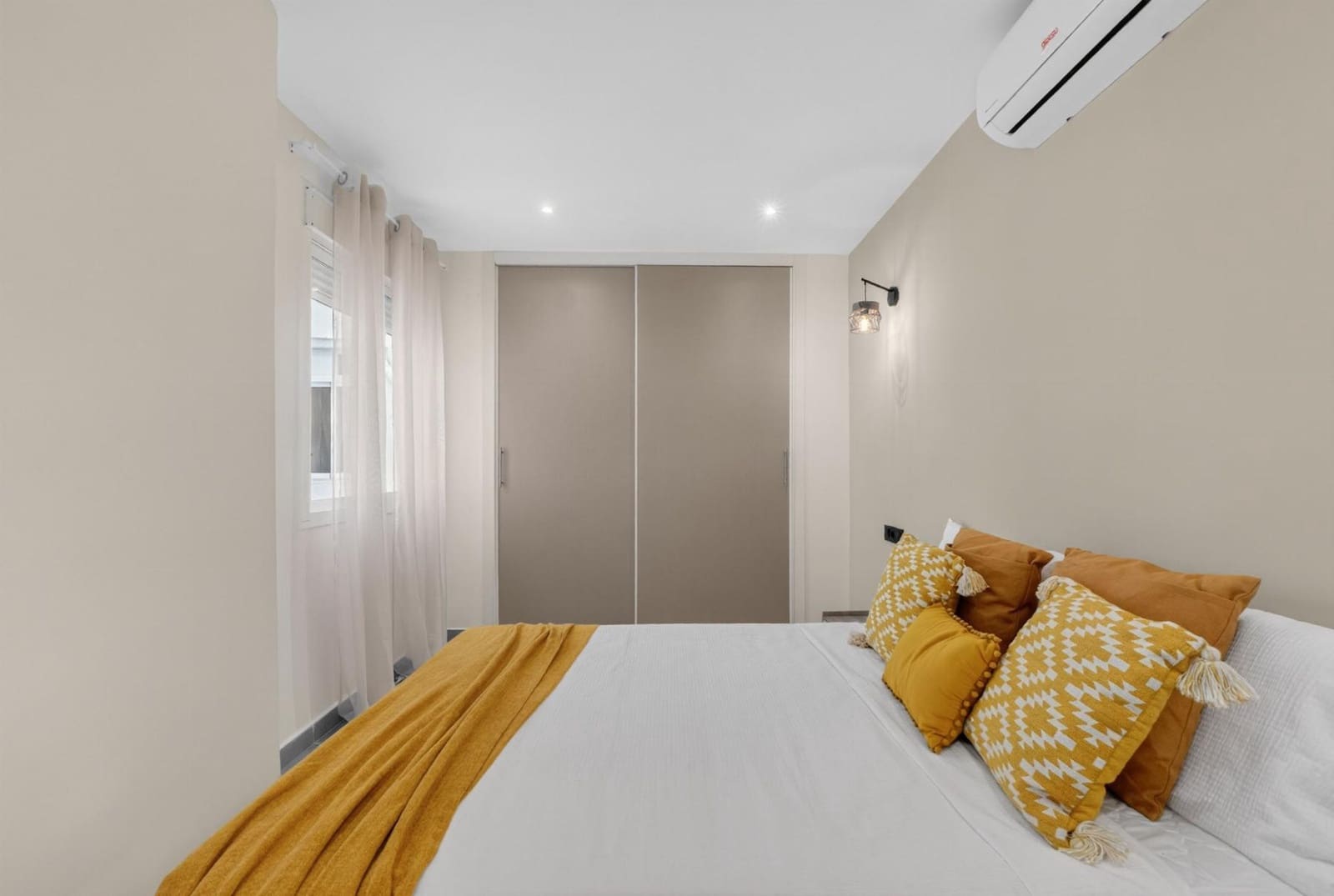 3 slaapkamer Appartement te koop in Torrevieja - € 475.000 (Ref: 10060202)