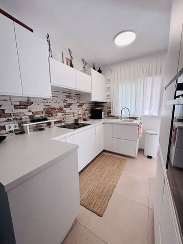 Casa de 2 habitaciones en Villamartin, Orihuela en venta con garaje - 235.000 € (Ref: 10060207)