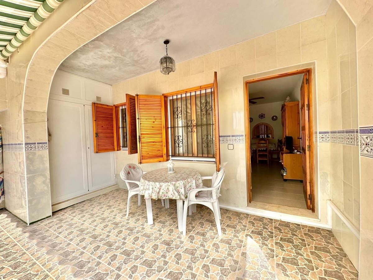 2 slaapkamer Appartement te koop in Los Alcazares - € 119.000 (Ref: 10062337)