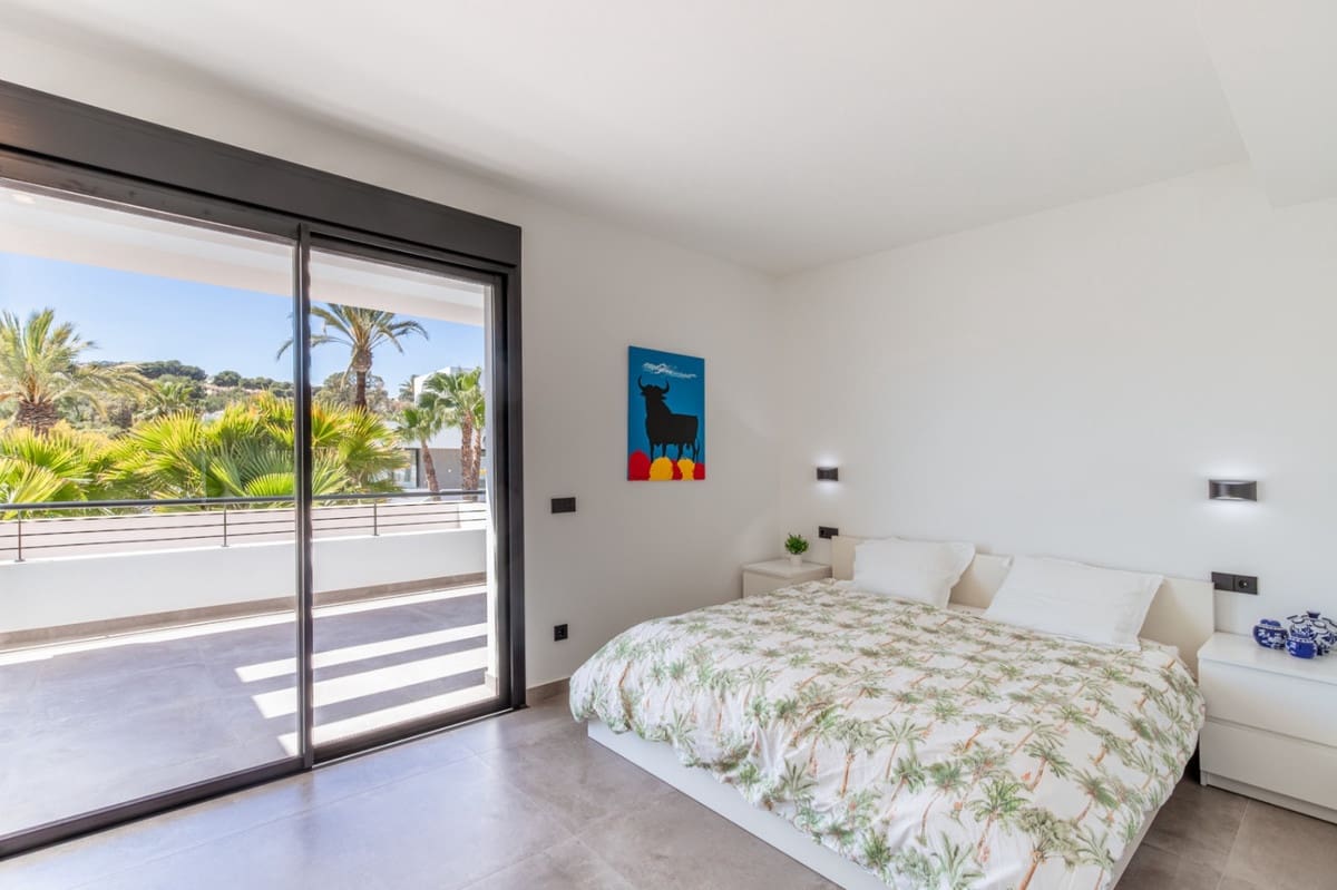 3 bedroom Villa for sale in Teulada with pool garage - € 1,490,000 (Ref: 10062338)