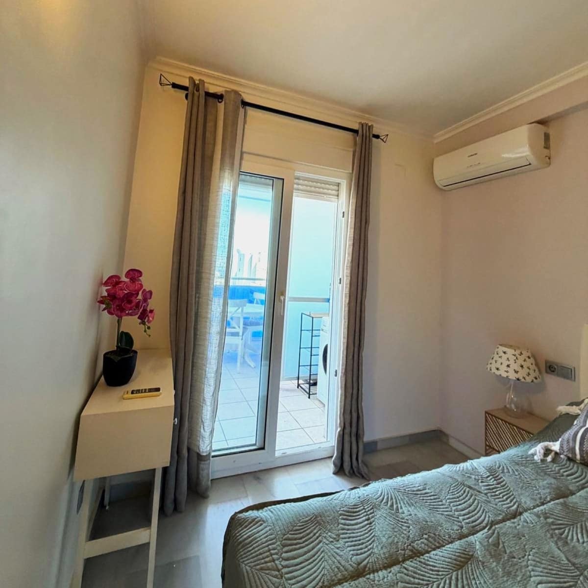 1 sypialnia Apartament na sprzedaż w La Villajoyosa / Vila Joiosa z basenem - 199 900 € (Ref: 10062340)