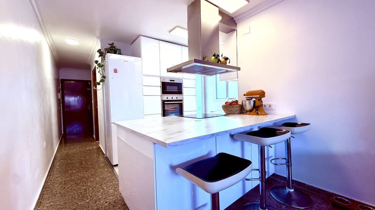 3 Zimmer Apartment zu verkaufen in Alicante / Alacant Stadt - 279.000 € (Ref: 10062345)