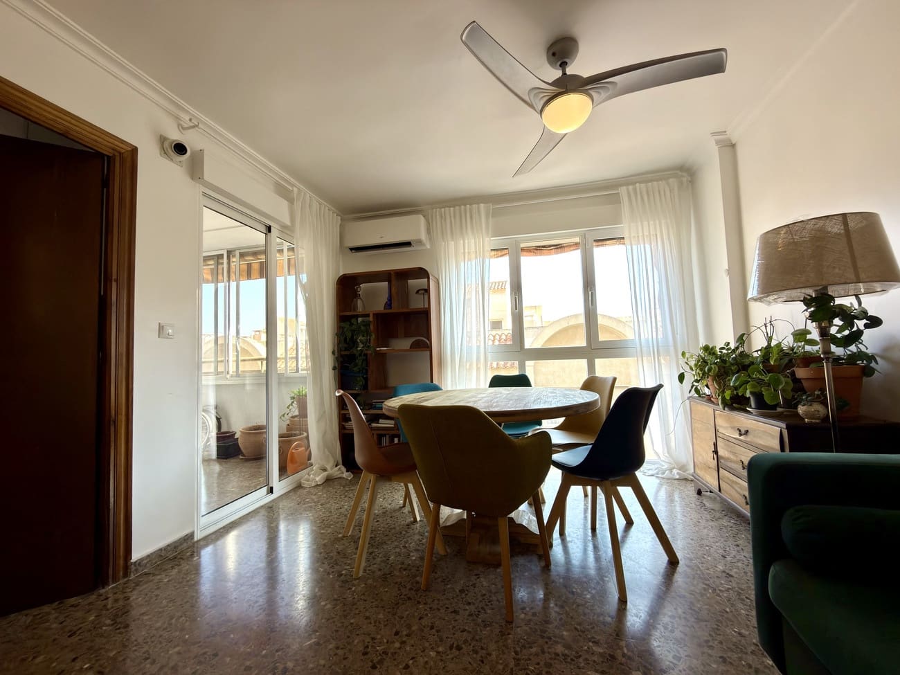 3 Zimmer Apartment zu verkaufen in Alicante / Alacant Stadt - 279.000 € (Ref: 10062345)