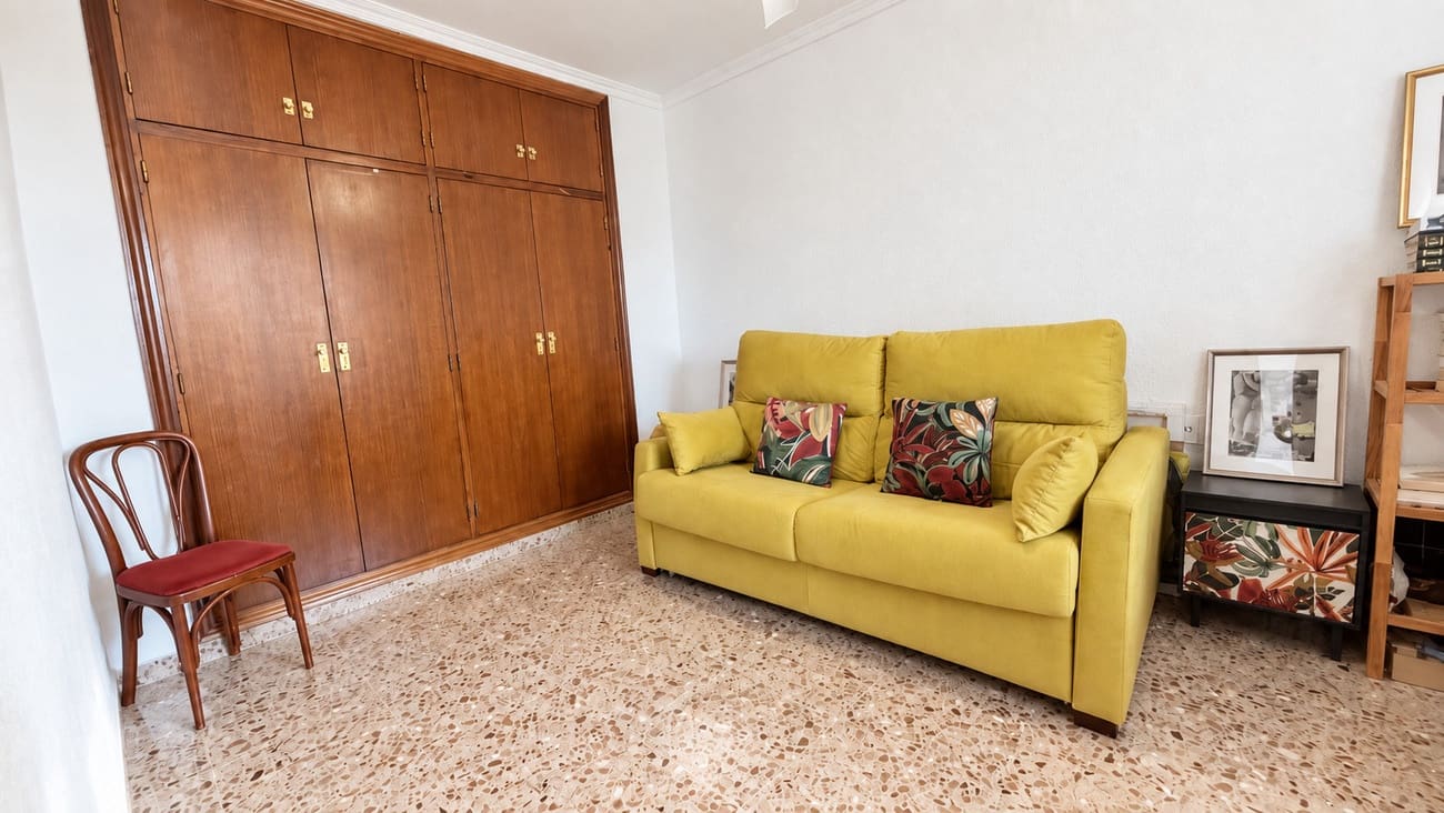 3 bedroom Apartment for sale in Alicante / Alacant city - € 279,000 (Ref: 10062345)